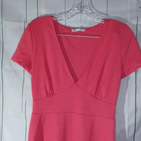 Zara Pink v-neck dress - Picture 7 of 9